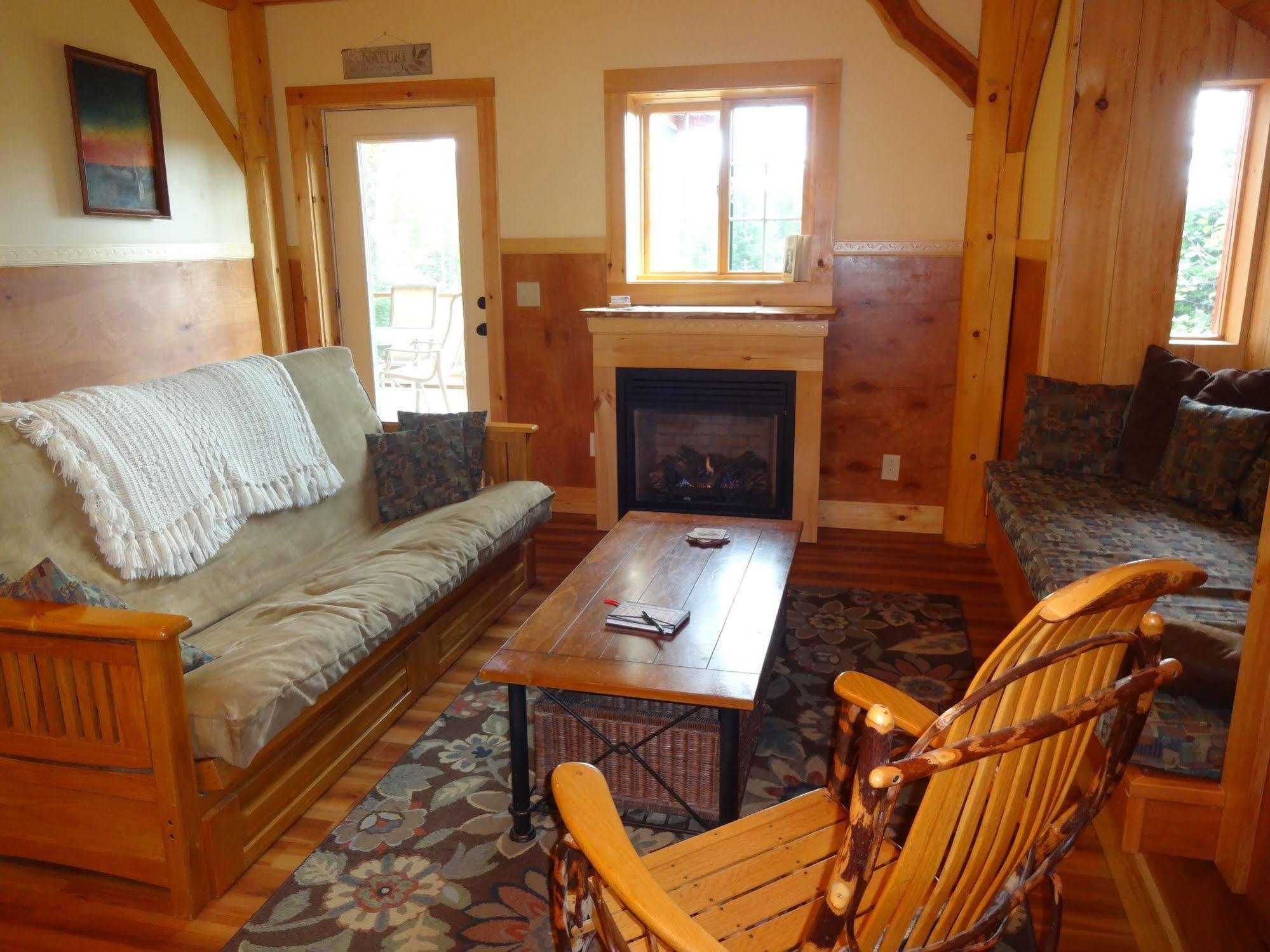 Robert Frost Mountain Cabins 米德尔伯里 外观 照片