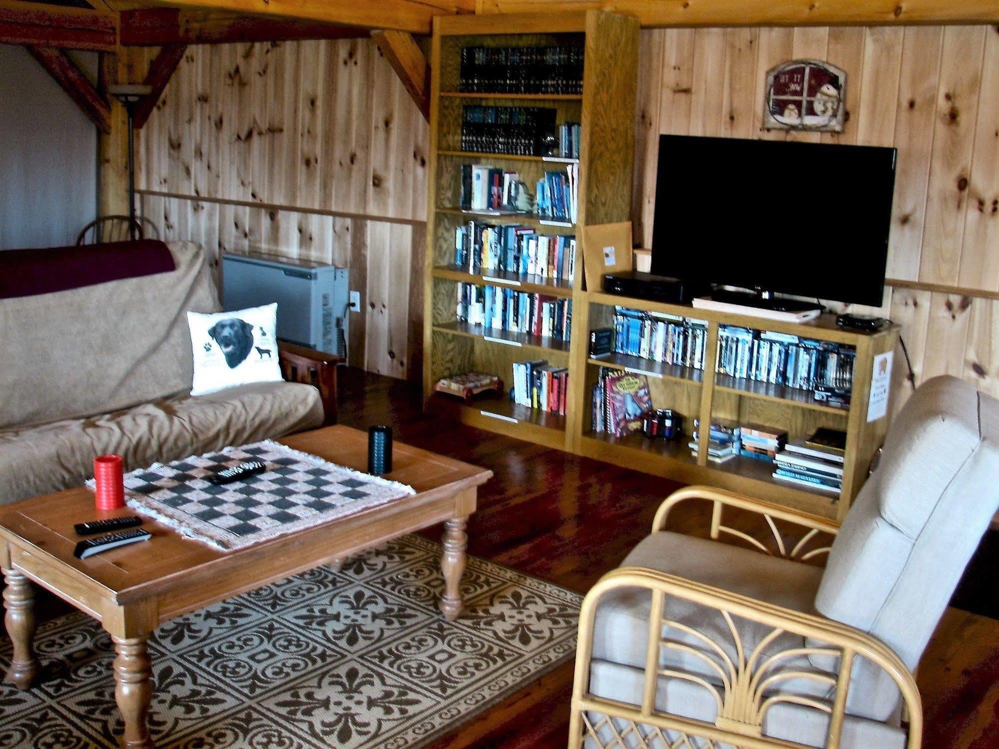 Robert Frost Mountain Cabins 米德尔伯里 外观 照片